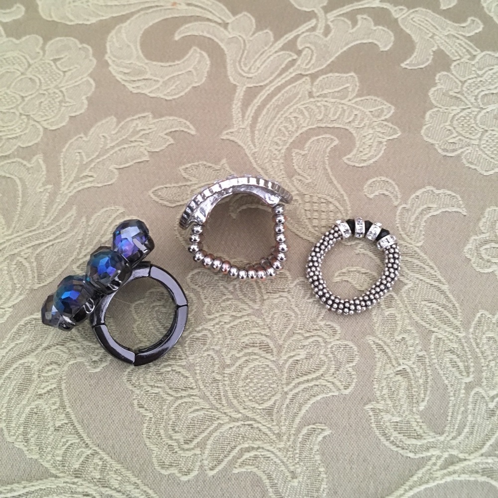5/$30 Three Funky Stretch Rings - Picture 6 of 6